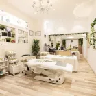 Immagine 3 azienda BEAUTY NAILS SPA GMBH Massageinstitute in Zürich ZH
