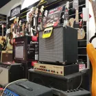 Unternehmen 1 Bild R&D SOUND DI CUZZOCREA Musikschulen, Gesangsschulen am Lugano TI