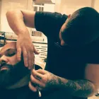 Unternehmen 12 Bild ZUM SCHWARZEN KAMM Maniküresalons am Zurich ZH