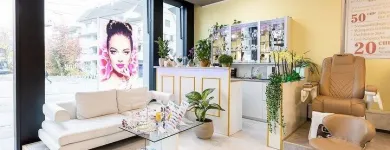 Immagine 4 azienda BEAUTY NAILS SPA GMBH Massageinstitute in Zürich ZH