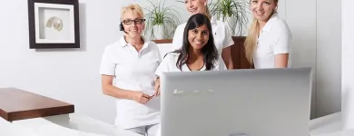 Immagine 4 azienda DR. MED. DENT. ANKE BENOIT Ärzte in Zürich ZH