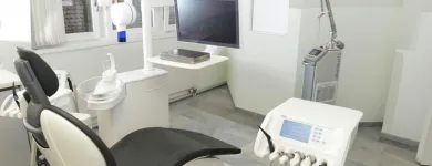 Unternehmen 2 Bild DR. MED. DENT. CLAUDE ANDREONI Ärzte am Zurich ZH