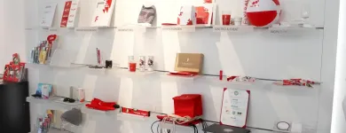 Immagine 12 azienda FLYERALARM STORE ZÜRICH Werbeverlage in Zurich ZH
