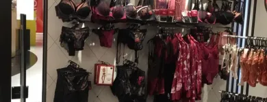 Immagine 5 azienda HUNKEMÖLLER Textil/Bekleidung in St. Gallen SG