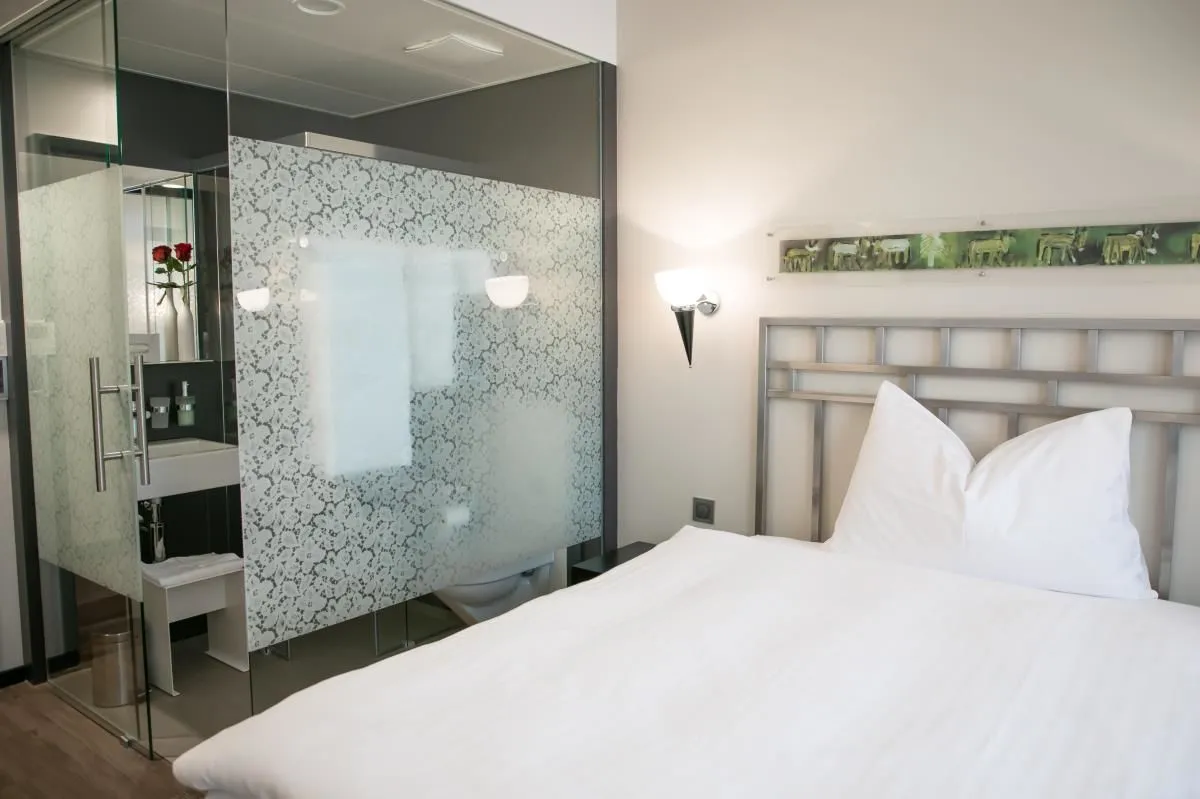 Entreprises 17 image HOTEL METROPOL