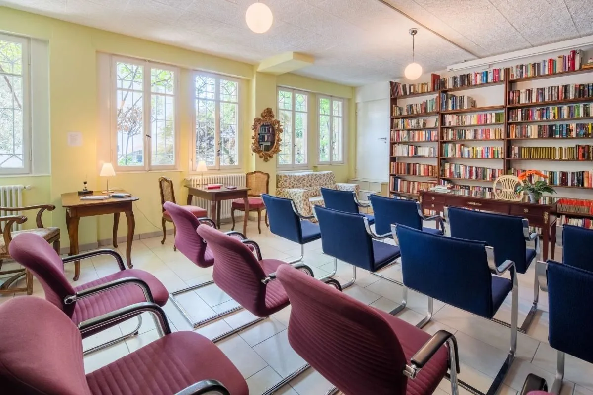 Unternehmen 33 Bild BEST WESTERN HOTEL BELLEVUE AU LAC