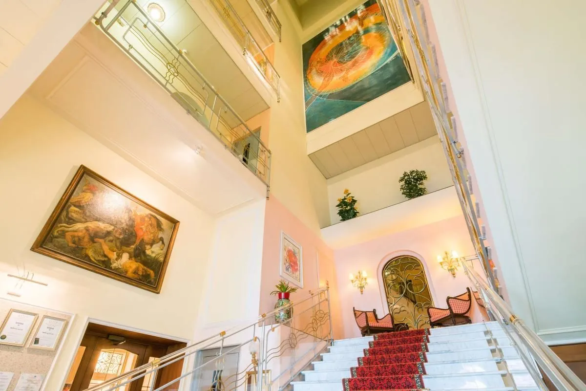 Unternehmen 2 Bild BEST WESTERN HOTEL BELLEVUE AU LAC