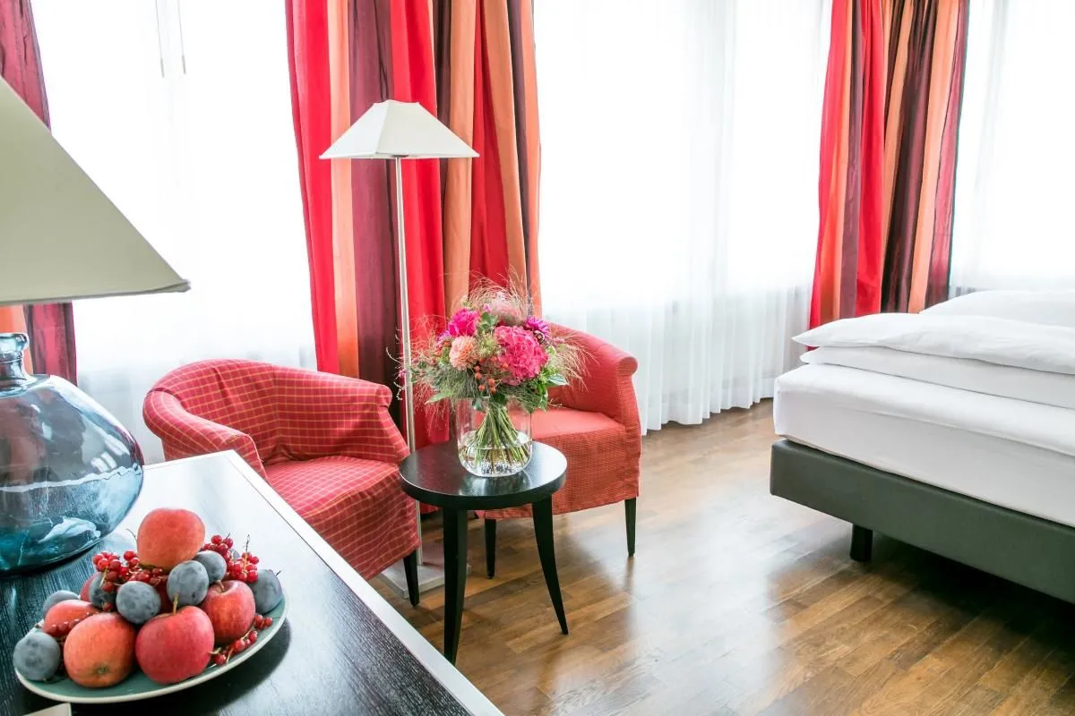 Entreprises 9 image HOTEL METROPOL