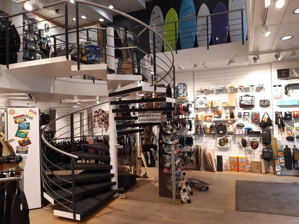 Immagine 2 azienda SURFARI SURF SHOP