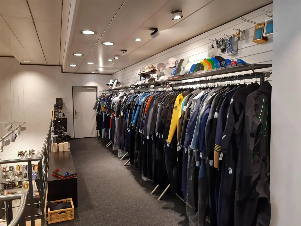 Immagine 3 azienda SURFARI SURF SHOP