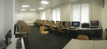 Immagine 2 azienda CAMBRIDGE ENGLISH LANGUAGES GMBH