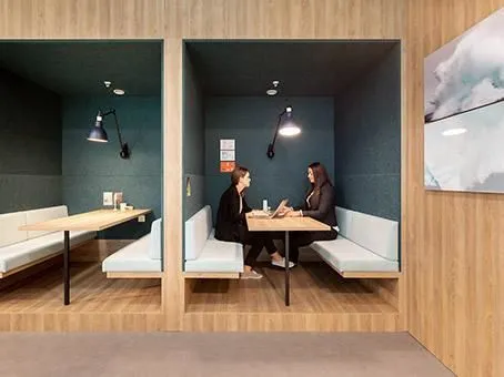 Immagine 4 azienda SPACES - ZURICH, AMBASSADOR HOUSE (SPACES)