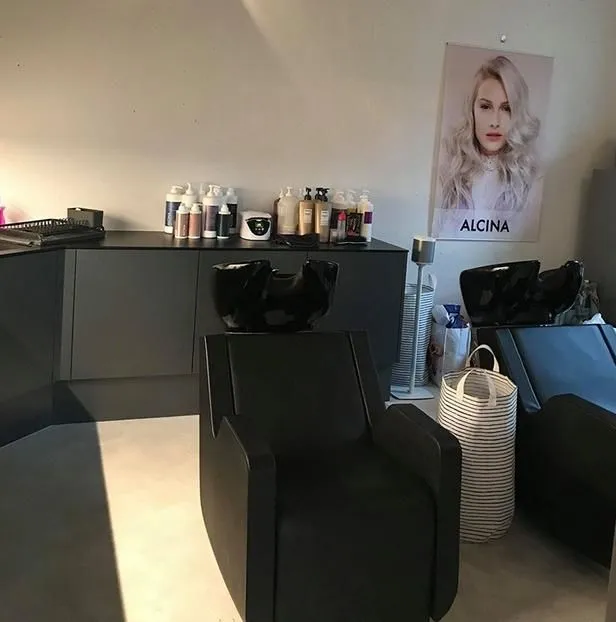 Immagine 4 azienda HAIR ATELIER 111