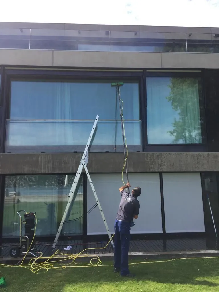 Unternehmen 6 Bild SCHÄR-REINIGUNGEN