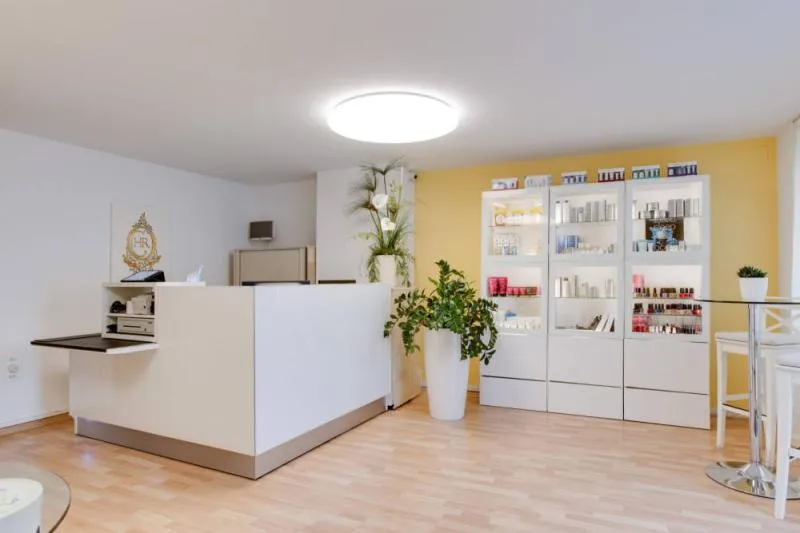 Unternehmen 2 Bild HR HAIR REMOVAL GMBH